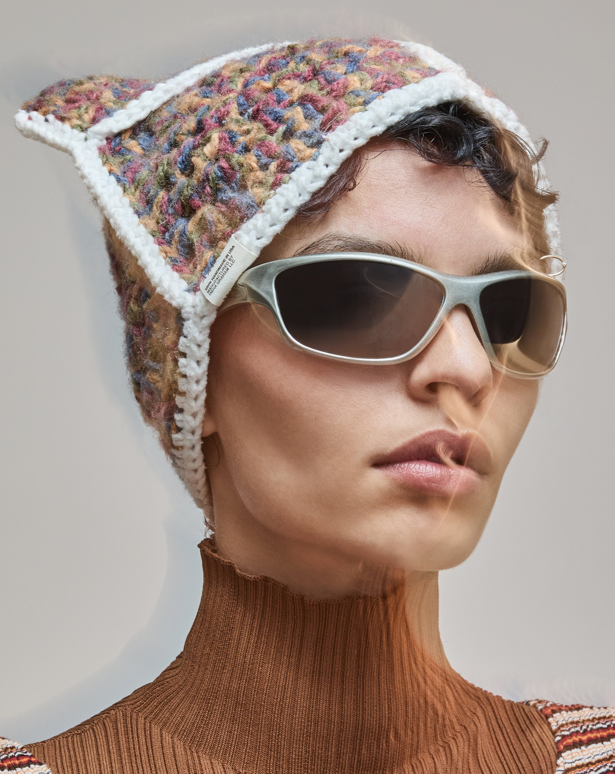 HAT 001